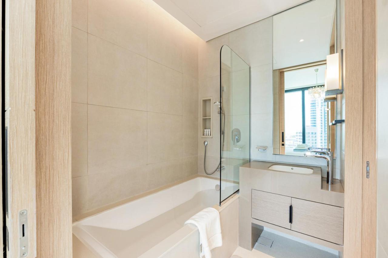 Luxury At Jbr Jumeirah Gate Tower 1 1 Bed * Dubai