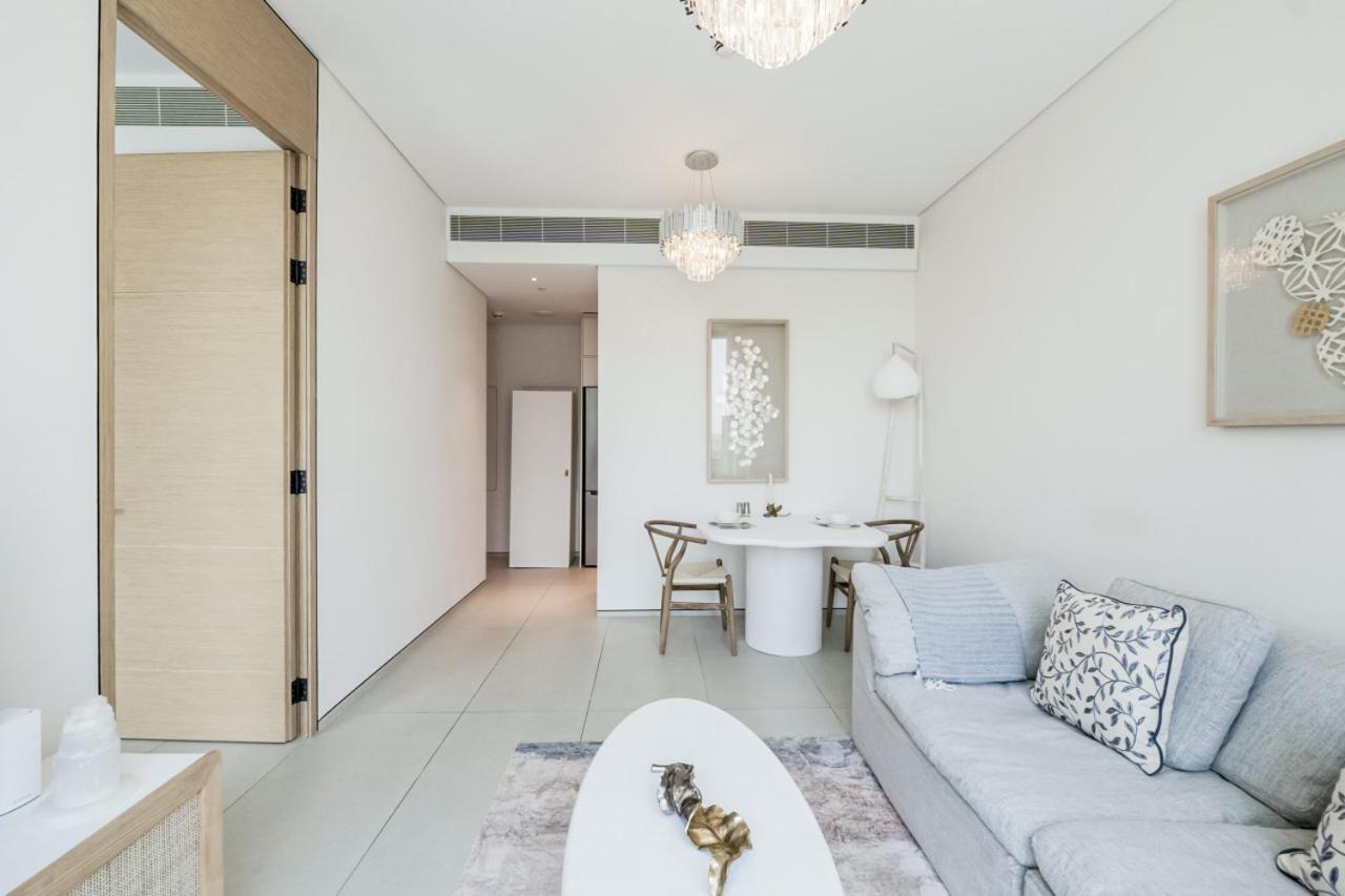 Luxury At Jbr Jumeirah Gate Tower 1 1 Bed Apartment